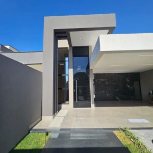 Casa de LUXO na rua 08 em Vicente Pires (Lote de 400 m²)