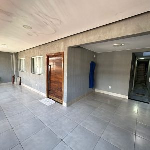 IMPERDÍVEL: Casa Moderna de 03 Quartos com suite no QNP 05