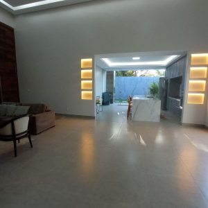 Linda casa 3 Quartos com 3 Suítes-Fora de Condomínio em Arniqueira