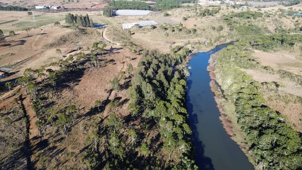 Estande de imóveis da Serra Catarinense em destaque na Fenahabit em Blumenau