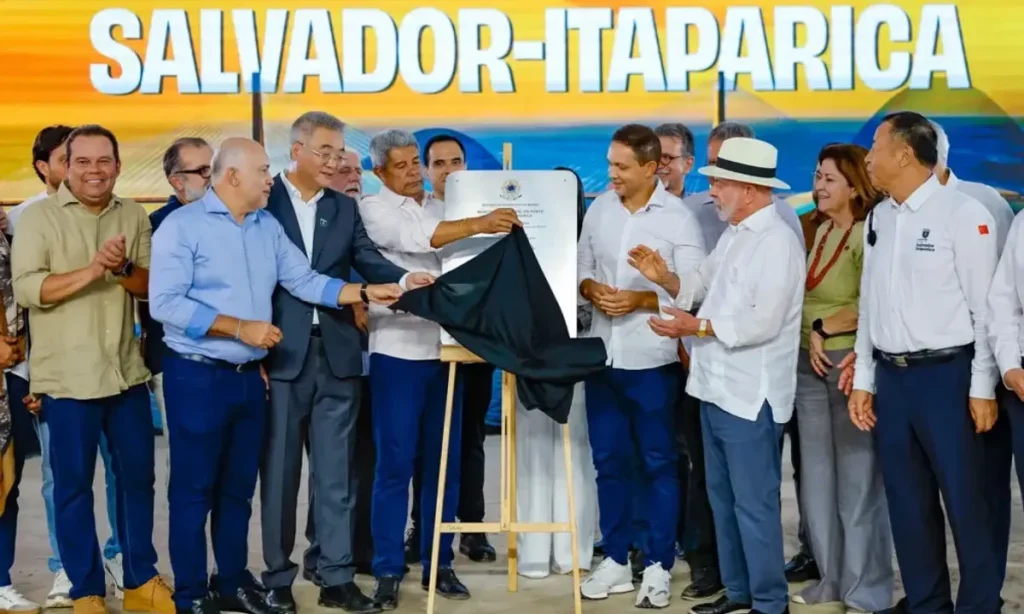 Presidente Lula discursa durante cerimônia de início das obras da ponte Salvador-Itaparica na Bahia